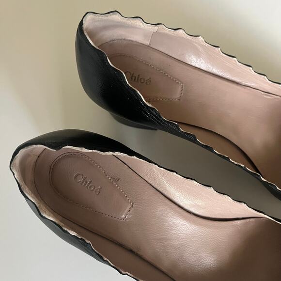 CHLOE 'Lauren' Women's 40 / US 10 Scalloped Heel Pump Black Leather Designer - Picture 6 of 10